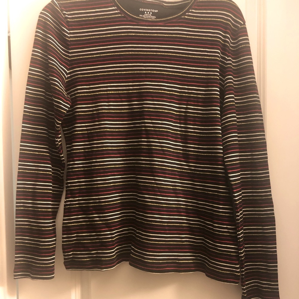 🔴6 for $12🔴NWT Womans Top!